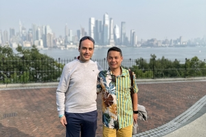 A once-in-a-lifetime chance to get a photo with the entire NYC Skyline as your backdrop